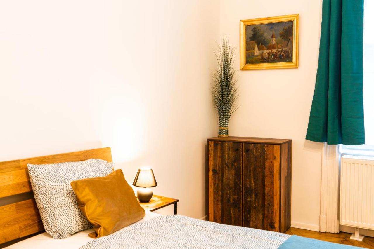 Palace Quarter Apartamento Budapest